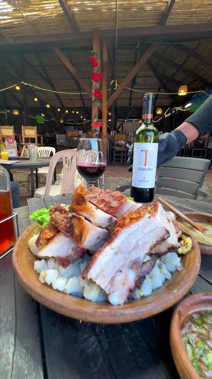 Vino Tinto Kolberth, Chancho a la Cruz